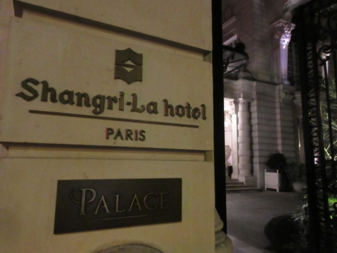 パリ　ホテル