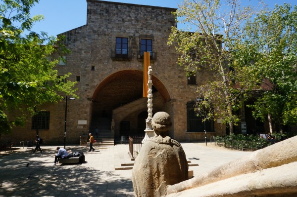 国立カタルーニャ図書館のパティオ