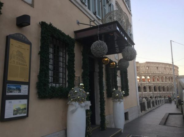 コロッセオの真ん前にある5つ星ホテル