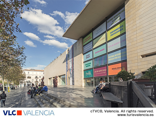バレンシア現代美術館IVAM