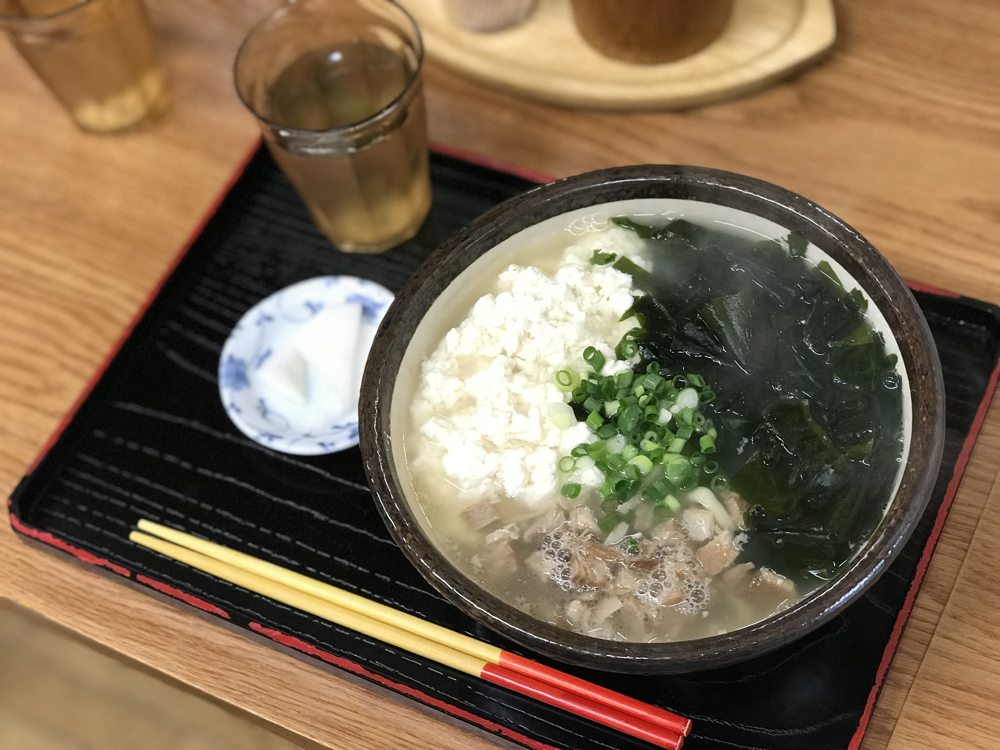 ハネムーン旅行、沖縄、ゆし豆腐そば、わかめそば、オススメ店。