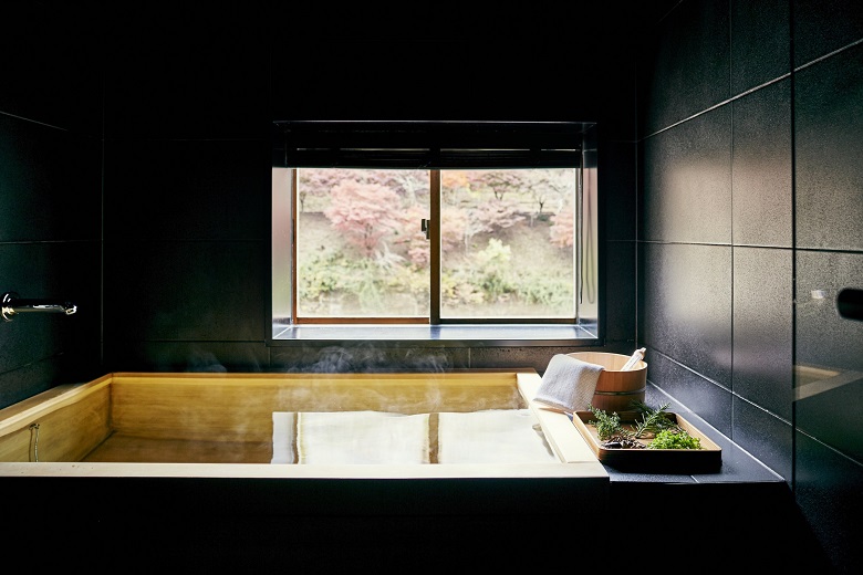 星のや京都の浴室