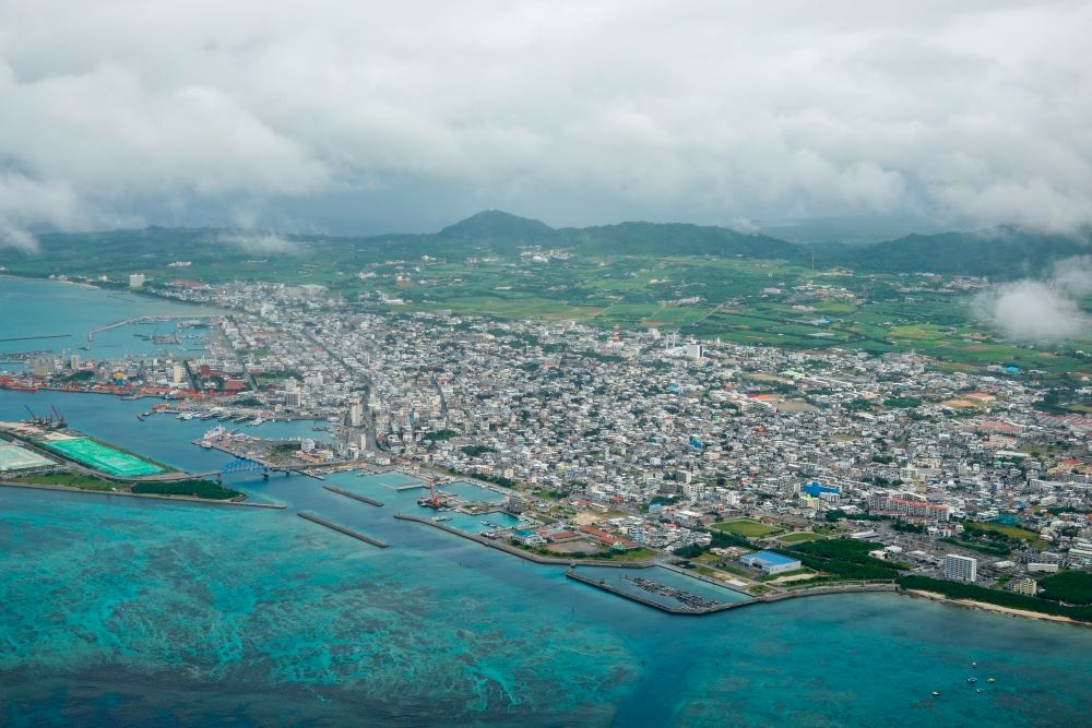 空から見た石垣島市街地