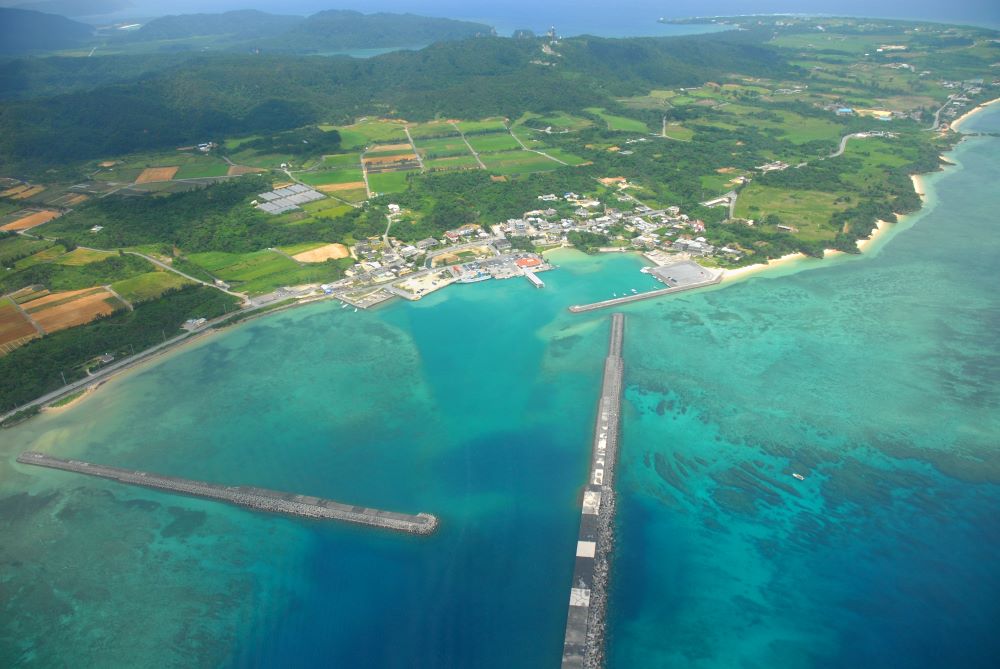 空から見た西表島 上原港