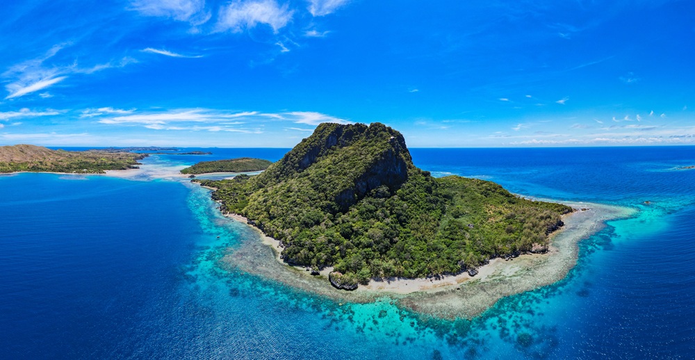 海中洞窟「サワイラウ洞窟」