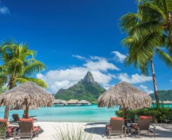 「インタコンチネンタル ボラボラ リゾート&タラソスパ」とトアテア島