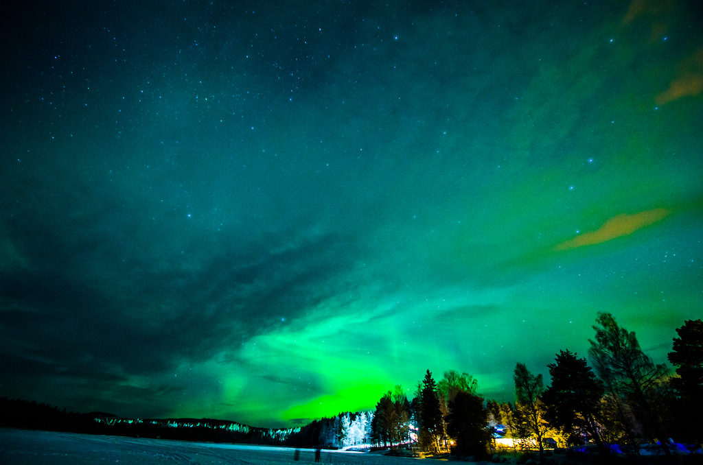 ラップランド地方ロバニエミのオーロラ