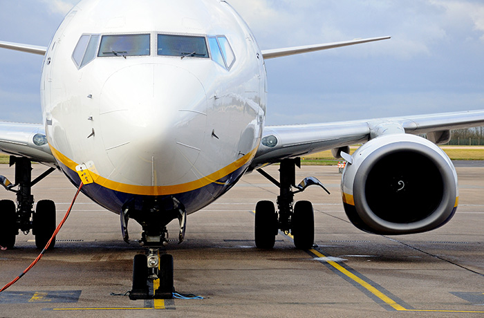 イギリスへの航空便